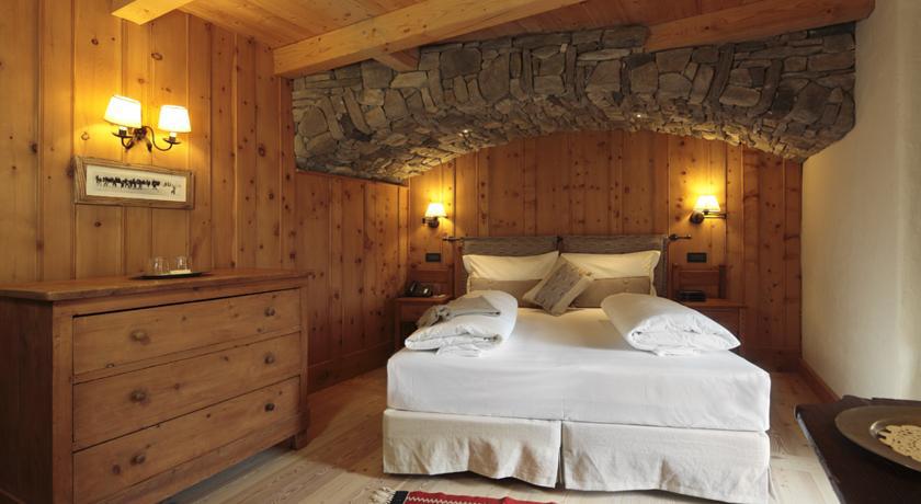 Hotellerie De Mascognaz Champoluc Extérieur photo