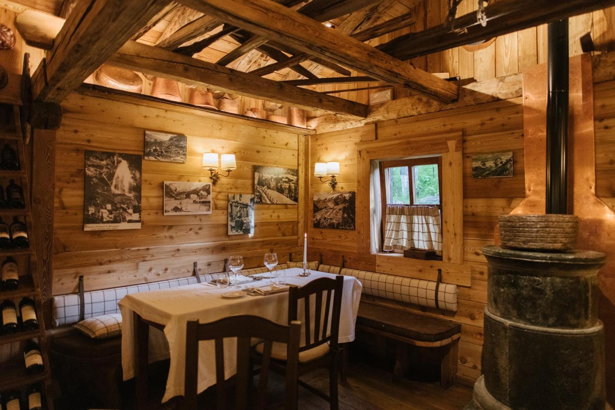Hotellerie De Mascognaz Champoluc Extérieur photo