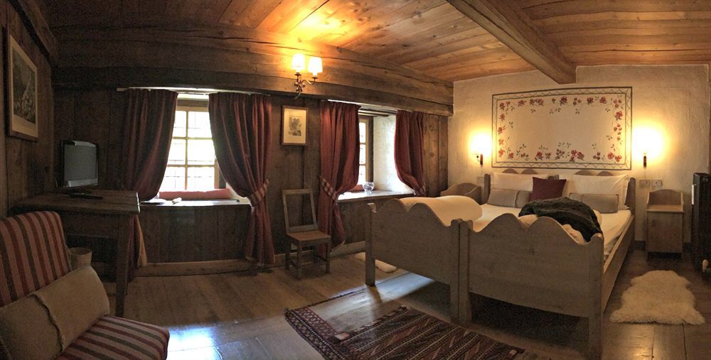 Hotellerie De Mascognaz Champoluc Extérieur photo