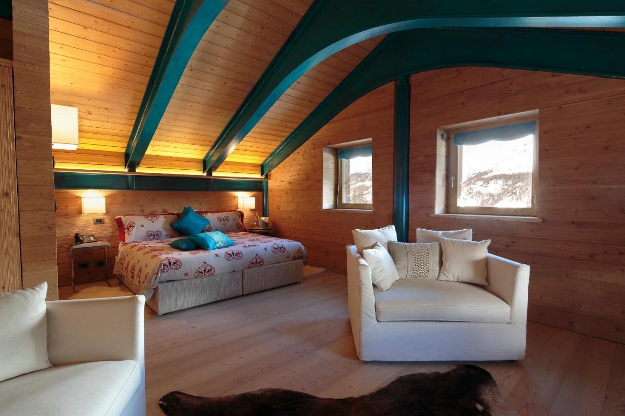 Hotellerie De Mascognaz Champoluc Extérieur photo